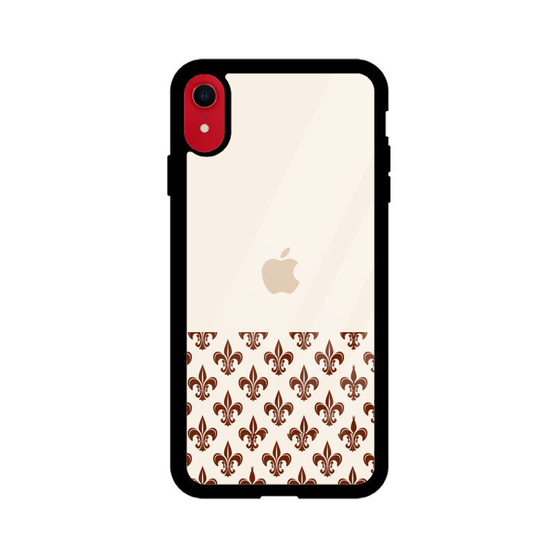 Classic Traditional Patterns in Off white and Brown Phone Case